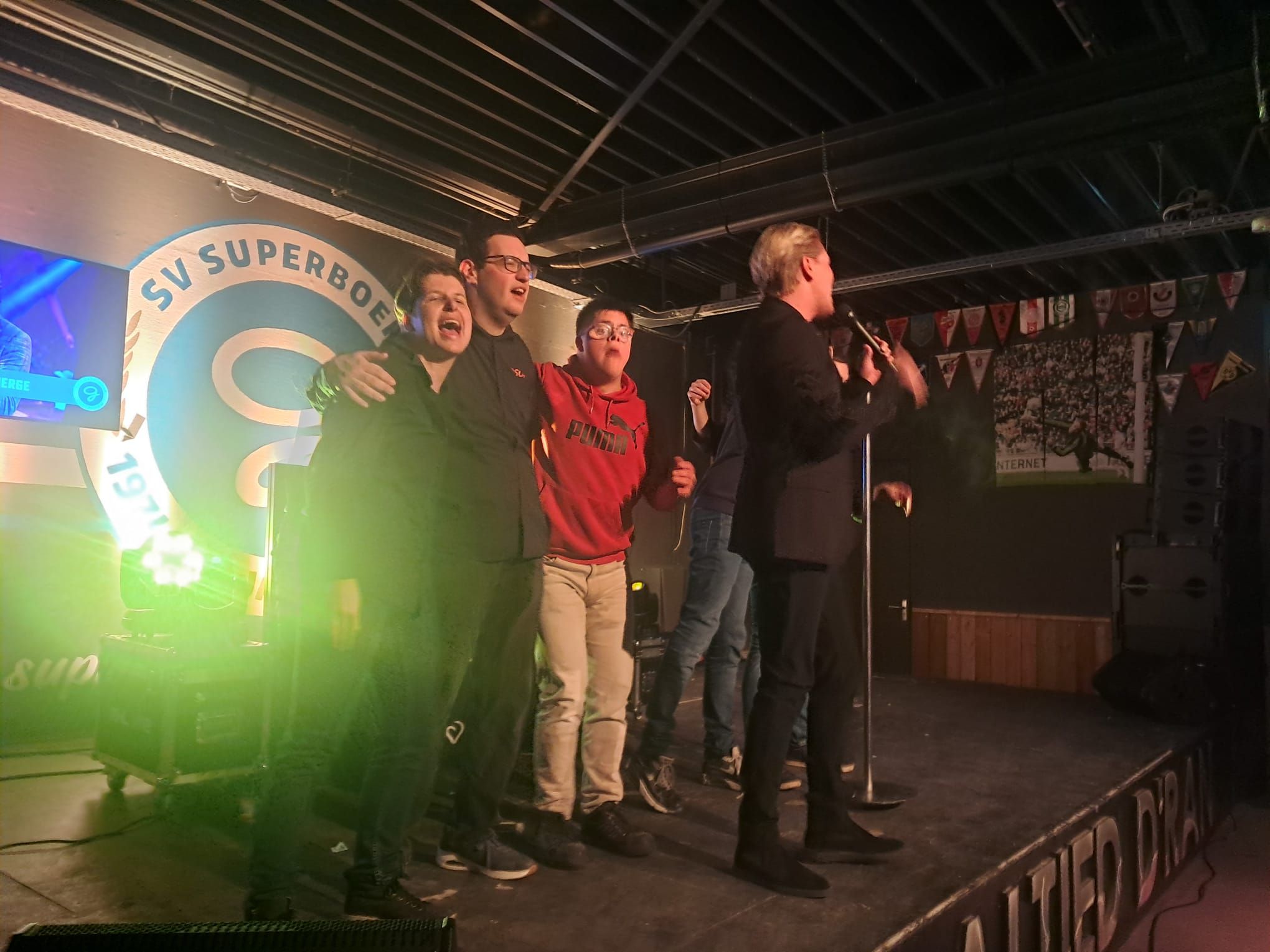 c85d66469009664cef328a04df06180bd5272edf