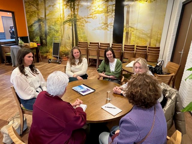 f2f7445610f9ccf355726b588cb327f2b72a9a86